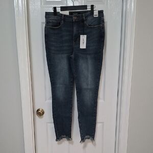 NWT JUDY BLUE Jeans Size 15/32